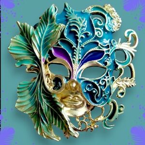 Carnivale Mask Brooch